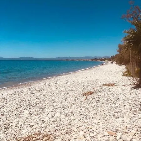 Barreira Beachfront Tents 8 Кемпинг